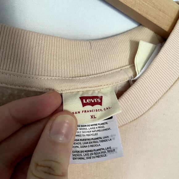 Levi's cream cropped crewneck sweater women's size XL casual warm top fleece - Picture 4 of 7